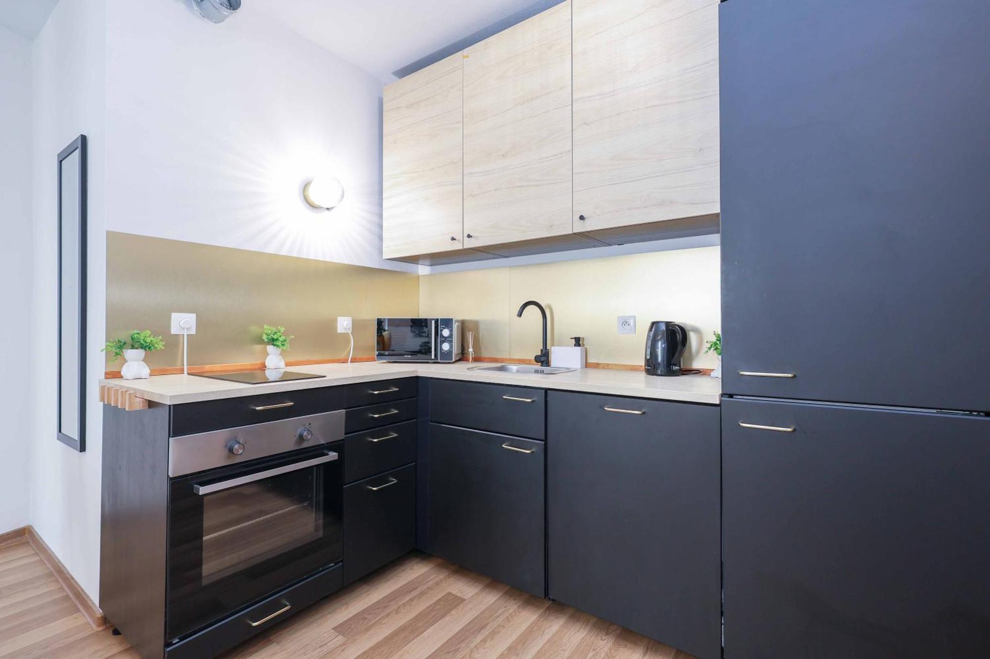 Adamick Place In City Centre With Free Parking Lejlighed Bratislava Eksteriør billede